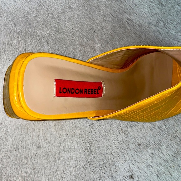 London Rebel woman’s sandals - Picture 6 of 6